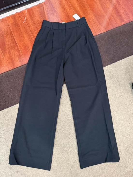 Abercrombie & Fitch Sloane Tailored Wide Leg Pant - Picture 2 of 4